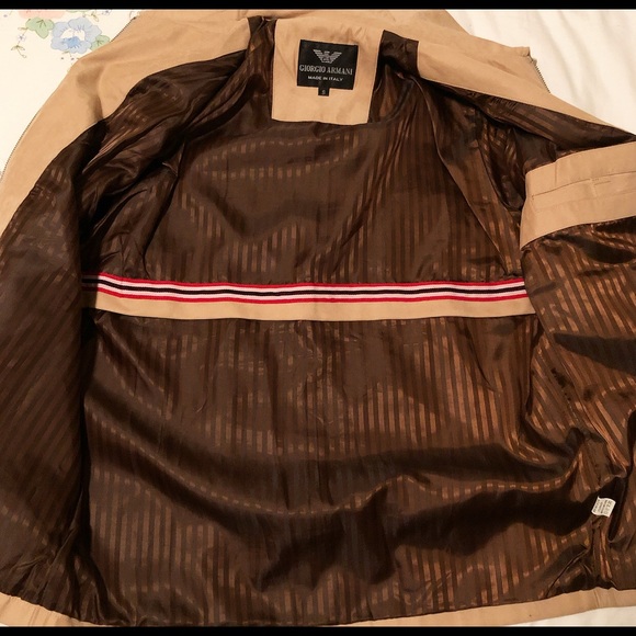 Giorgio Armani Zip up Collared Beige Jacket - Picture 5 of 7